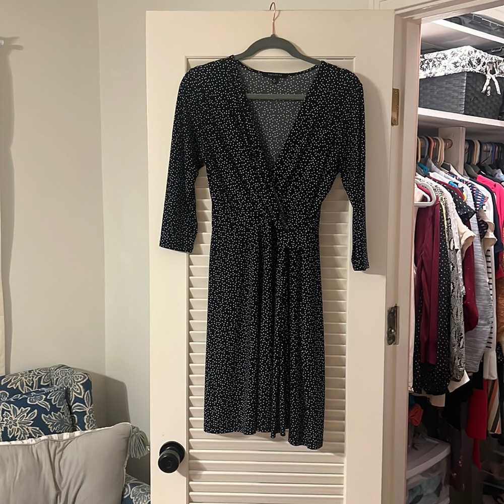 Women’s medium, above the knee, black and white dotted dress. Hail3y:23